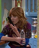 Shake_It_Up_S01E05_1080p_BTD_001995.jpg