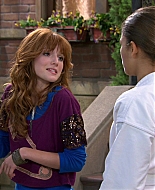 Shake_It_Up_S01E05_1080p_BTD_002185.jpg