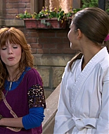 Shake_It_Up_S01E05_1080p_BTD_002200.jpg