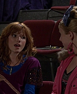 Shake_It_Up_S01E05_1080p_BTD_002340.jpg