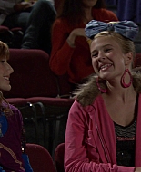 Shake_It_Up_S01E05_1080p_BTD_002348.jpg