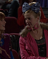 Shake_It_Up_S01E05_1080p_BTD_002352.jpg