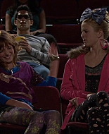Shake_It_Up_S01E05_1080p_BTD_002360.jpg