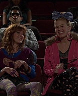 Shake_It_Up_S01E05_1080p_BTD_002376.jpg