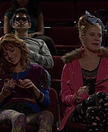 Shake_It_Up_S01E05_1080p_BTD_002378.jpg