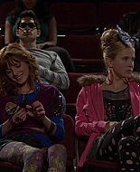 Shake_It_Up_S01E05_1080p_BTD_002380.jpg