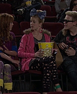 Shake_It_Up_S01E05_1080p_BTD_002505.jpg
