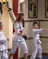 Shake_It_Up_S01E05_1080p_BTD_002652.jpg