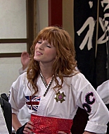 Shake_It_Up_S01E05_1080p_BTD_002687.jpg