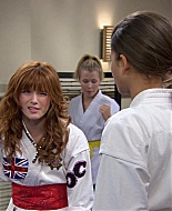 Shake_It_Up_S01E05_1080p_BTD_002902.jpg