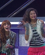 Shake_It_Up_S01E06_1080p_BTD_000172.jpg