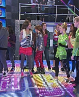 Shake_It_Up_S01E06_1080p_BTD_000265.jpg