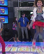 Shake_It_Up_S01E06_1080p_BTD_000342.jpg
