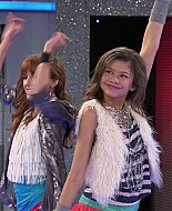 Shake_It_Up_S01E06_1080p_BTD_000652.jpg