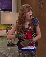 Shake_It_Up_S01E06_1080p_BTD_001646.jpg