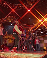 Shake_It_Up_S01E06_1080p_BTD_002152.jpg