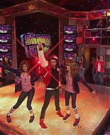 Shake_It_Up_S01E06_1080p_BTD_002169.jpg