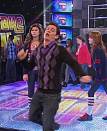Shake_It_Up_S01E06_1080p_BTD_002247.jpg