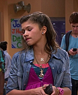 Shake_It_Up_S01E06_1080p_BTD_002495.jpg
