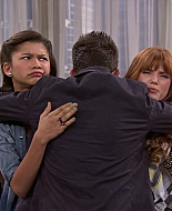 Shake_It_Up_S01E06_1080p_BTD_002797.jpg