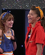 Shake_It_Up_S01E07_1080p_BTD_000402.jpg