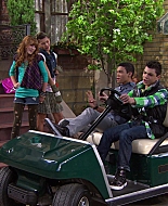 Shake_It_Up_S01E07_1080p_BTD_000657.jpg