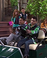 Shake_It_Up_S01E07_1080p_BTD_000662.jpg