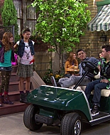 Shake_It_Up_S01E07_1080p_BTD_000763.jpg