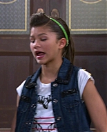 Shake_It_Up_S01E07_1080p_BTD_000791.jpg