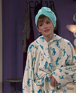 Shake_It_Up_S01E07_1080p_BTD_000898.jpg
