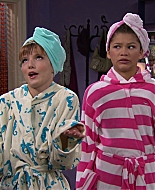 Shake_It_Up_S01E07_1080p_BTD_000910.jpg