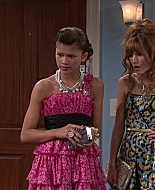 Shake_It_Up_S01E07_1080p_BTD_001236.jpg