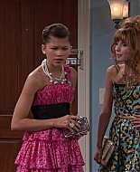 Shake_It_Up_S01E07_1080p_BTD_001240.jpg