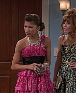 Shake_It_Up_S01E07_1080p_BTD_001241.jpg