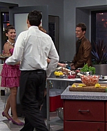 Shake_It_Up_S01E07_1080p_BTD_001333.jpg
