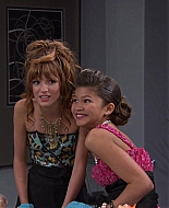 Shake_It_Up_S01E07_1080p_BTD_001579.jpg