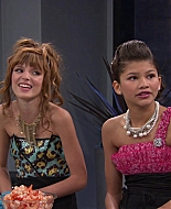 Shake_It_Up_S01E07_1080p_BTD_001705.jpg