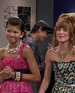Shake_It_Up_S01E07_1080p_BTD_002225.jpg
