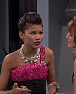 Shake_It_Up_S01E07_1080p_BTD_002437.jpg
