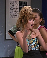 Shake_It_Up_S01E07_1080p_BTD_002776.jpg