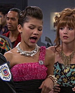 Shake_It_Up_S01E07_1080p_BTD_002801.jpg