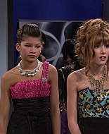 Shake_It_Up_S01E07_1080p_BTD_002905.jpg