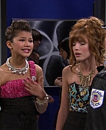 Shake_It_Up_S01E07_1080p_BTD_002933.jpg