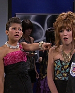 Shake_It_Up_S01E07_1080p_BTD_002946.jpg