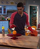 Shake_It_Up_S01E07_1080p_BTD_003011.jpg