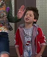 Shake_It_Up_S01E08_1080p_BTD_000119.jpg