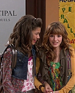 Shake_It_Up_S01E08_1080p_BTD_000304.jpg