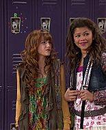 Shake_It_Up_S01E08_1080p_BTD_000334.jpg