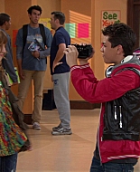 Shake_It_Up_S01E08_1080p_BTD_000383.jpg