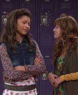 Shake_It_Up_S01E08_1080p_BTD_000435.jpg